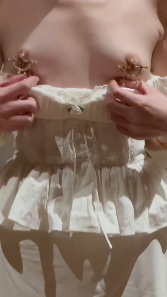 Video oleh @tongtong0401