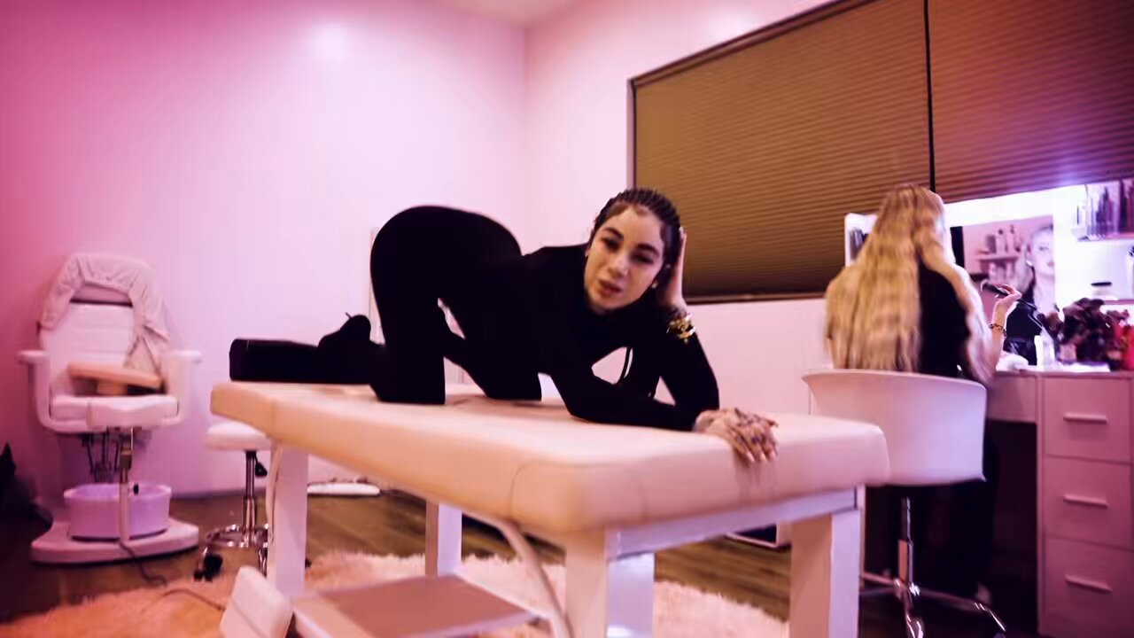 @BhadBhabies video Tweet