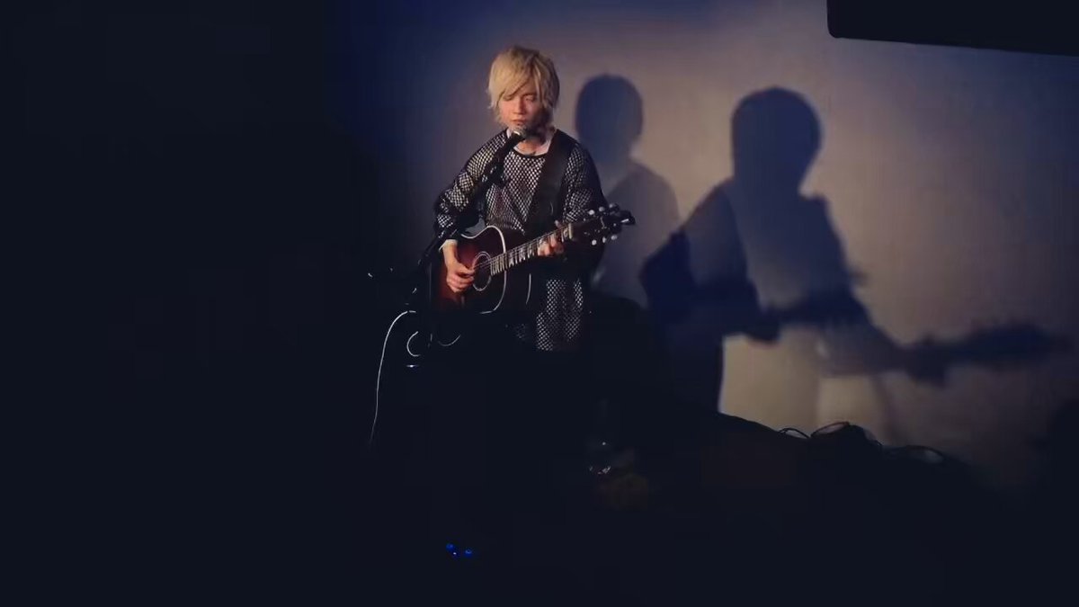 黄金の月、素晴らしいカバー！