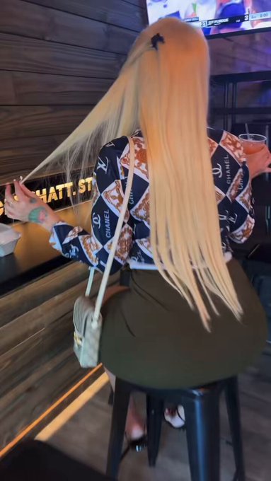 Do you want a FAN FUCK? https://t.co/CHyvGW2wGN