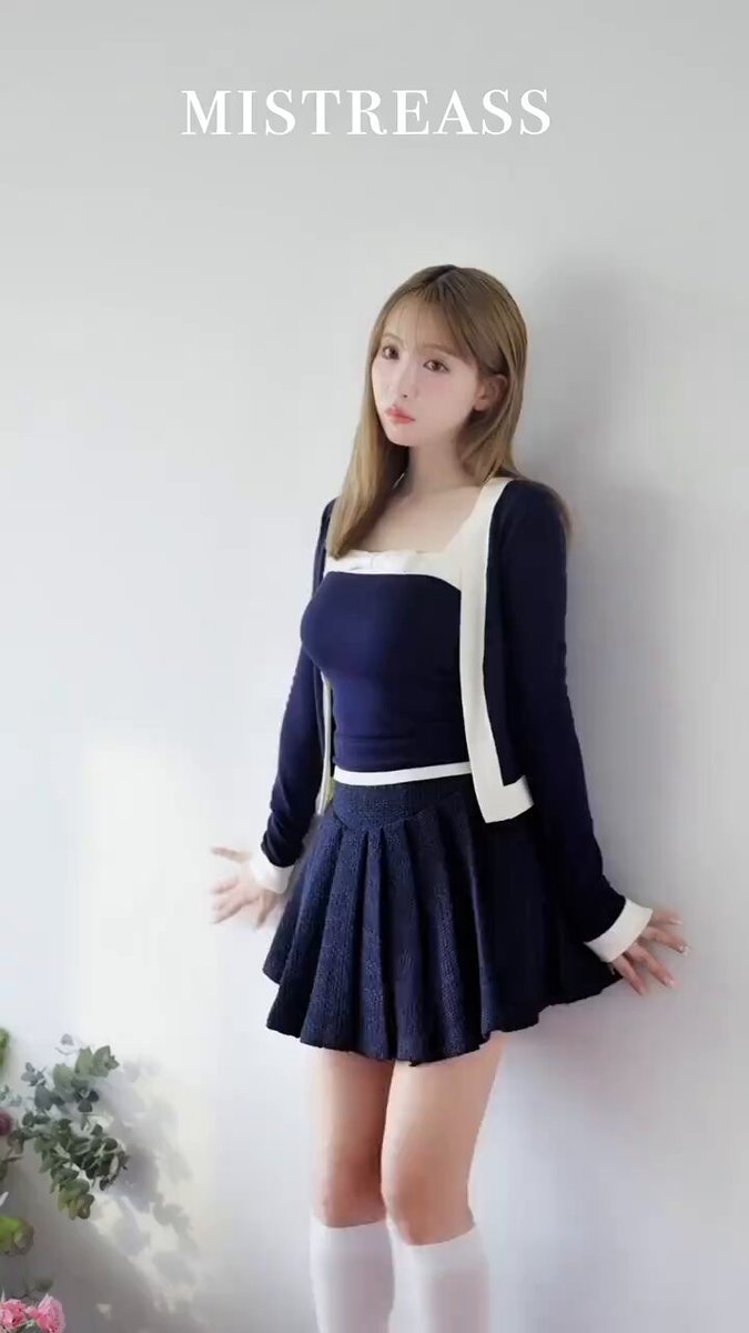 ミストレアス Bicolor Dry Touch Knit Ensemble Bicolor Dry Touch Knit Ensemble - MISTREASS