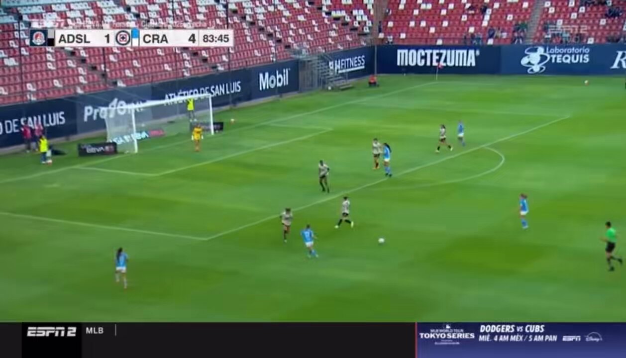 💣 GOLAZOOOO de Ximena D’Acosta para estrenarse como goleadora en el máximo circuito de la Liga y con @AzulFemenil. 🥹🫶🏼#SomosDesafiantes⚡️