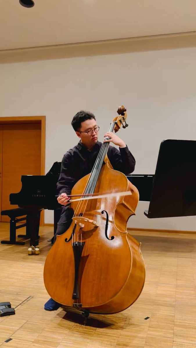 【限定販売】 コントラバス弓 「FREUDE」 Strings） Edler（Laguna Georg 弦楽器