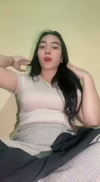 tante cantik tobrut memek nya pink banget