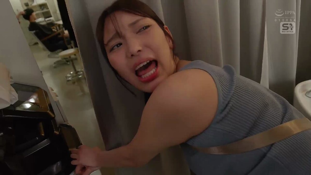 倉木華 皆が羨む僕のキレカワ彼女が他人棒に堕ちていた…ヘアサロンNTR