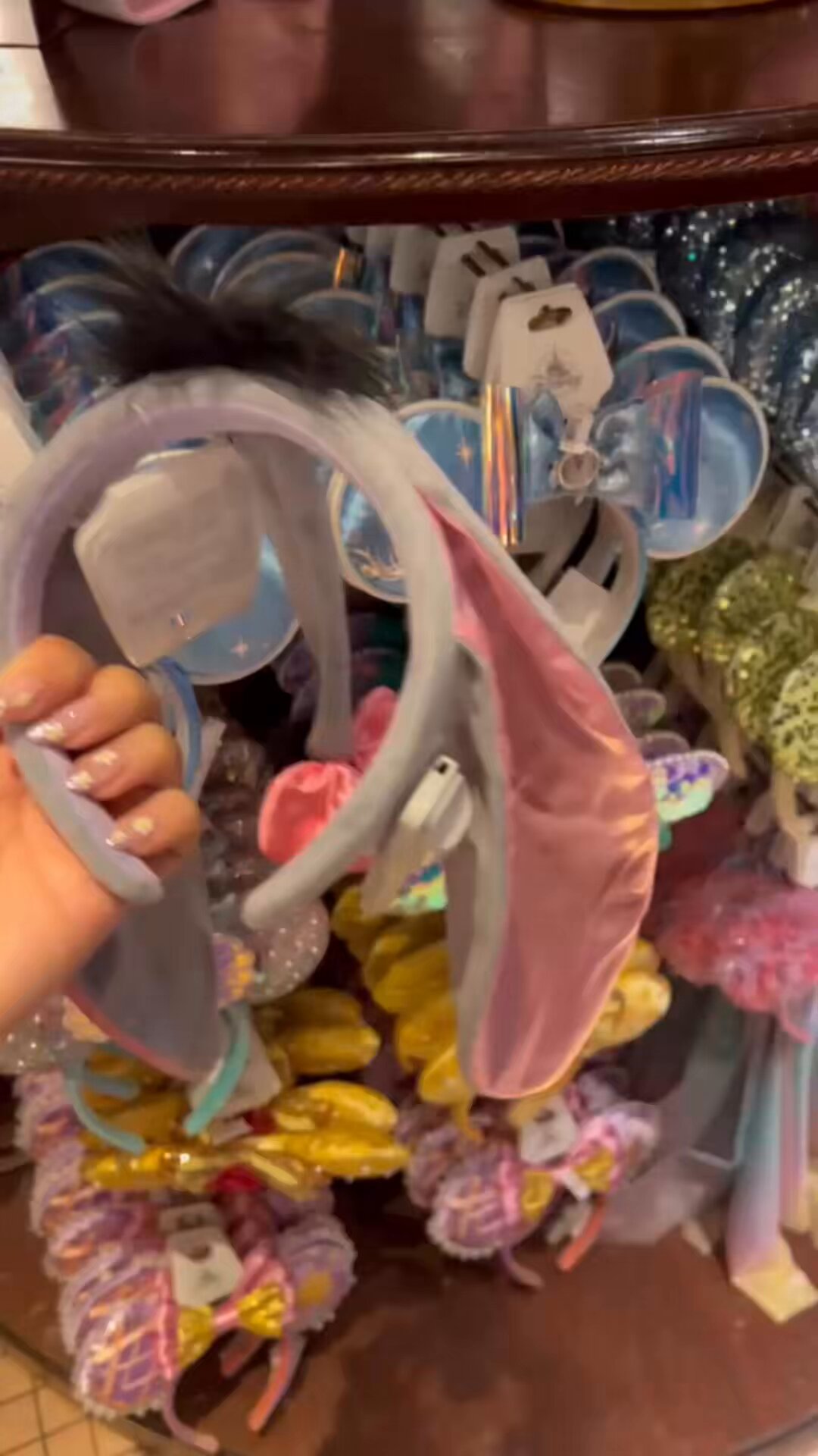 海外ディズニー　イーヨー　カチューシャ ディズニー 耳 イーヨー 耳 ミッキー 耳 カチューシャ ツムツム