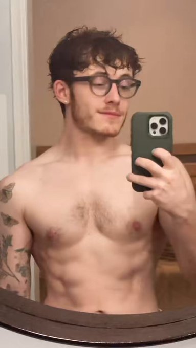 Good Morning :) https://t.co/aA9Gyymsz5