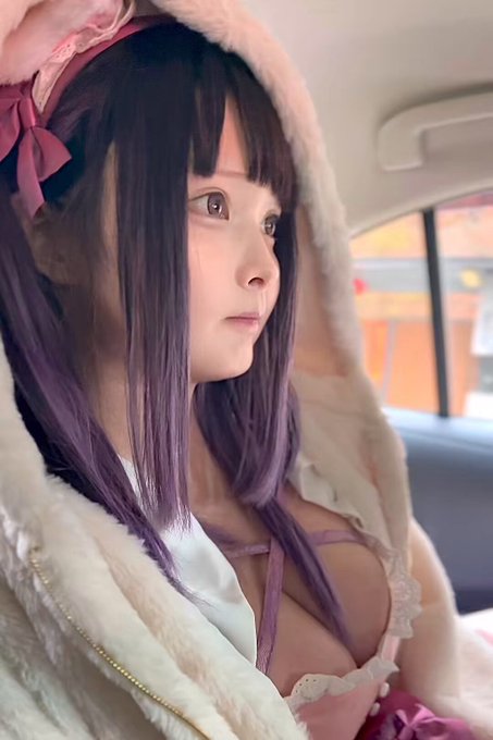 コスプレイヤーすずらのTwitter動画3