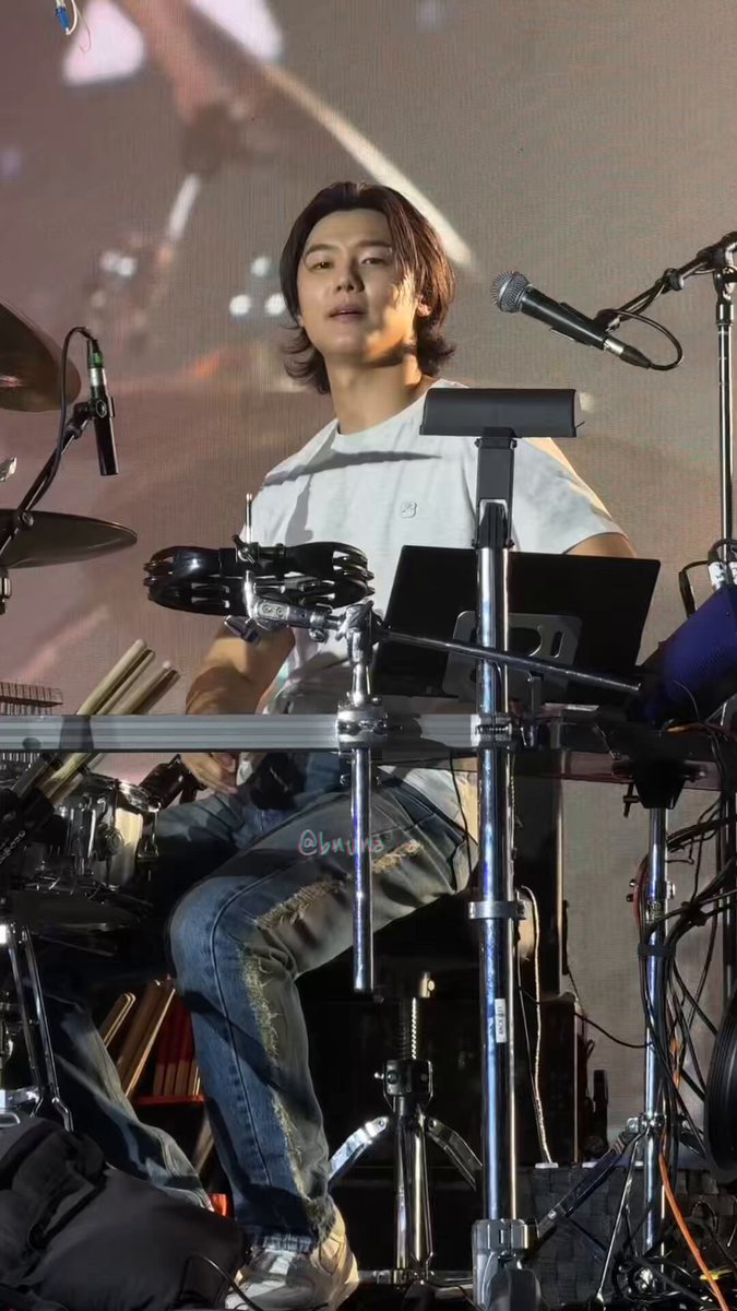 빰 (@bnuna_a) / Posts / X