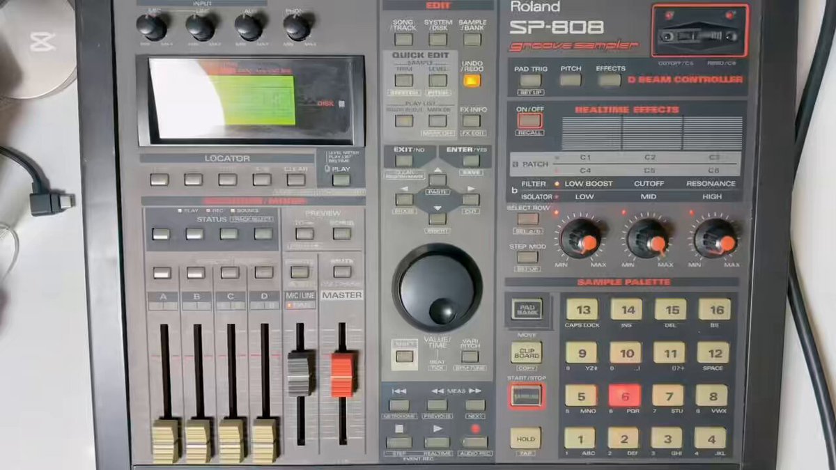 Roland | ローランド公式 (@MyRoland) / X Roland | ローランド公式 (@MyRoland) / X
