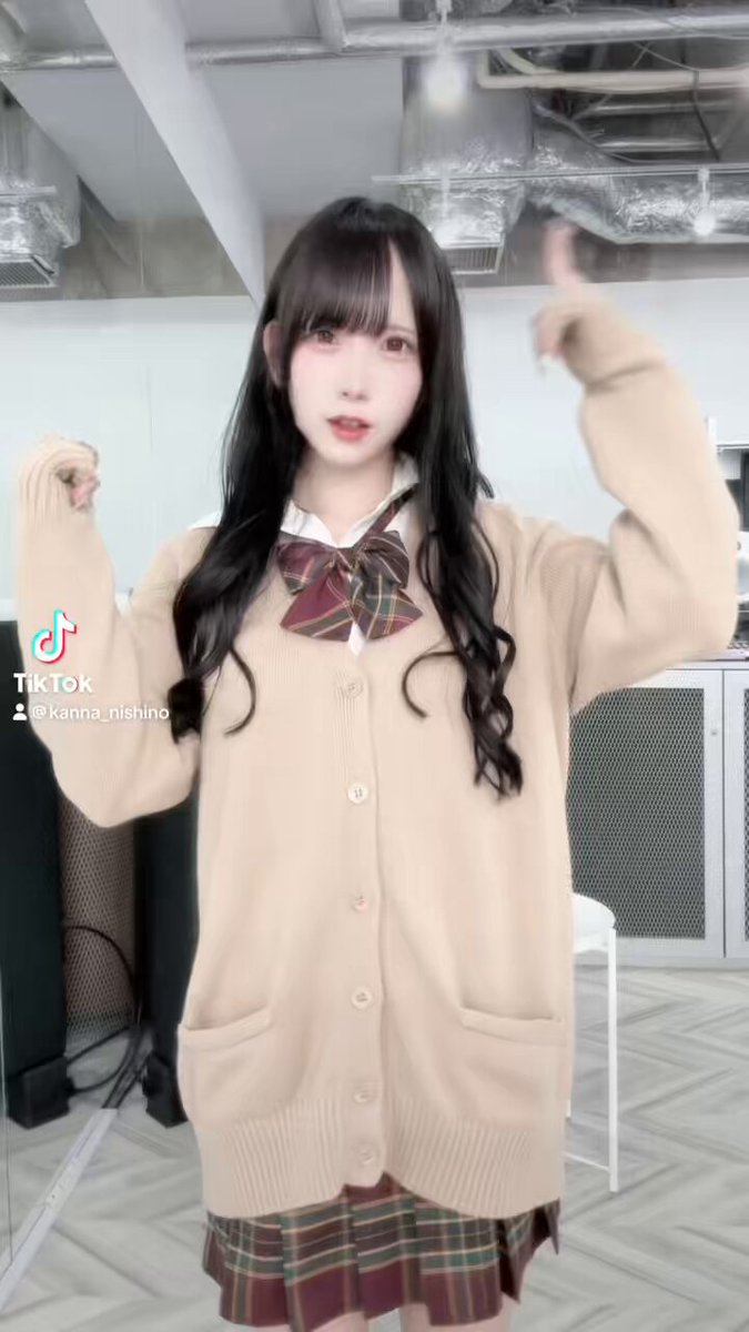 TikTok載せたよ 🤍
3周年ワンマンまであと39日 💭!
前方席は抽選申込中です、忘れないうちにね!!T^T♡ 一般席は500円です 🫶🏻
🎟️➡️
