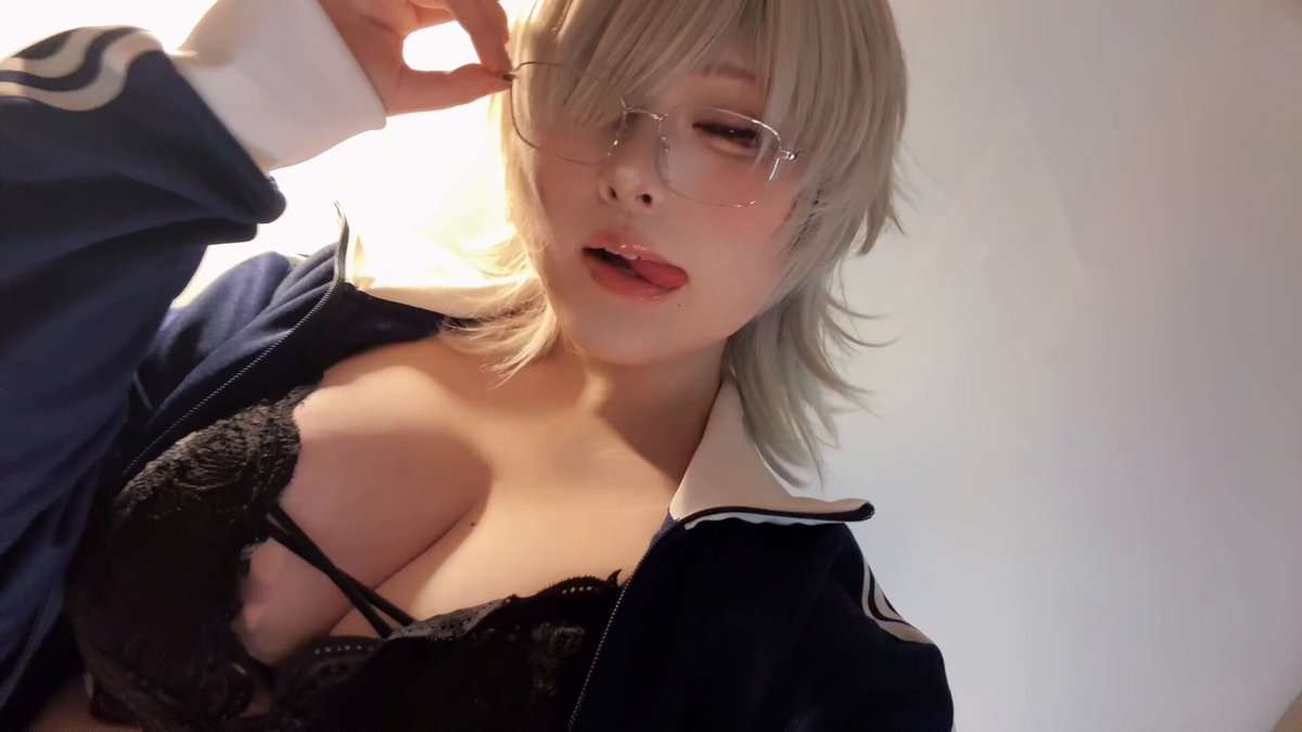 Video oleh @meleah_cos01