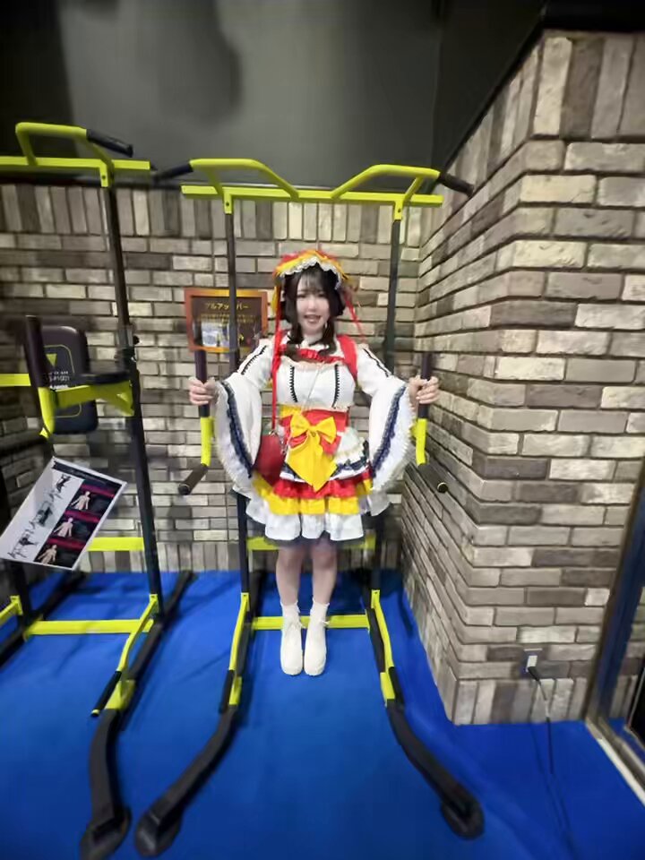 午前中はジャグラー打ってました〜✨

リフレッシュコーナーが超充実してて、
筋トレとかもできちゃう！
漫画も沢山✨

そしてチャレンジしてみたものの全然できない🤣www
 
 #PR