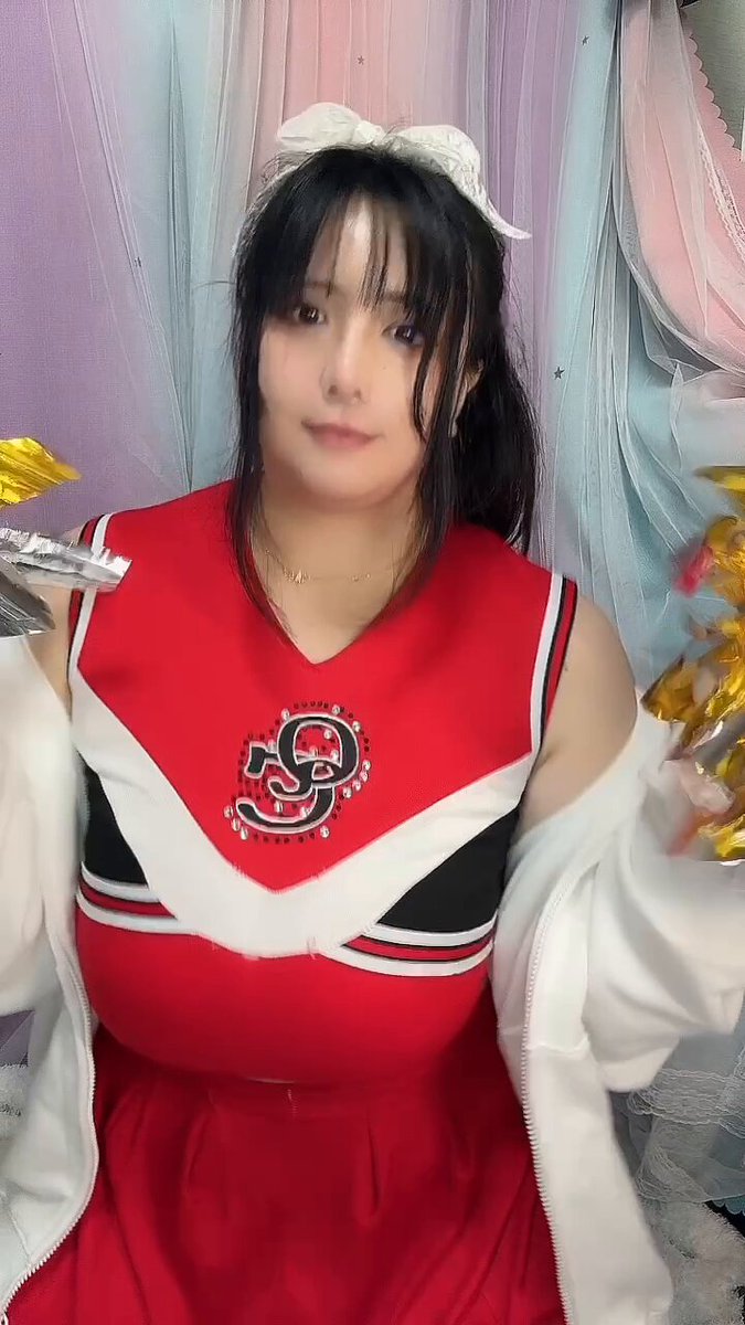 蝶月 真綾🦋☪️ちょうづき まりょうの投稿動画を楽しみましょう!#TikTok
きつねダンス踊ってます!もしよかったら見てねー💕