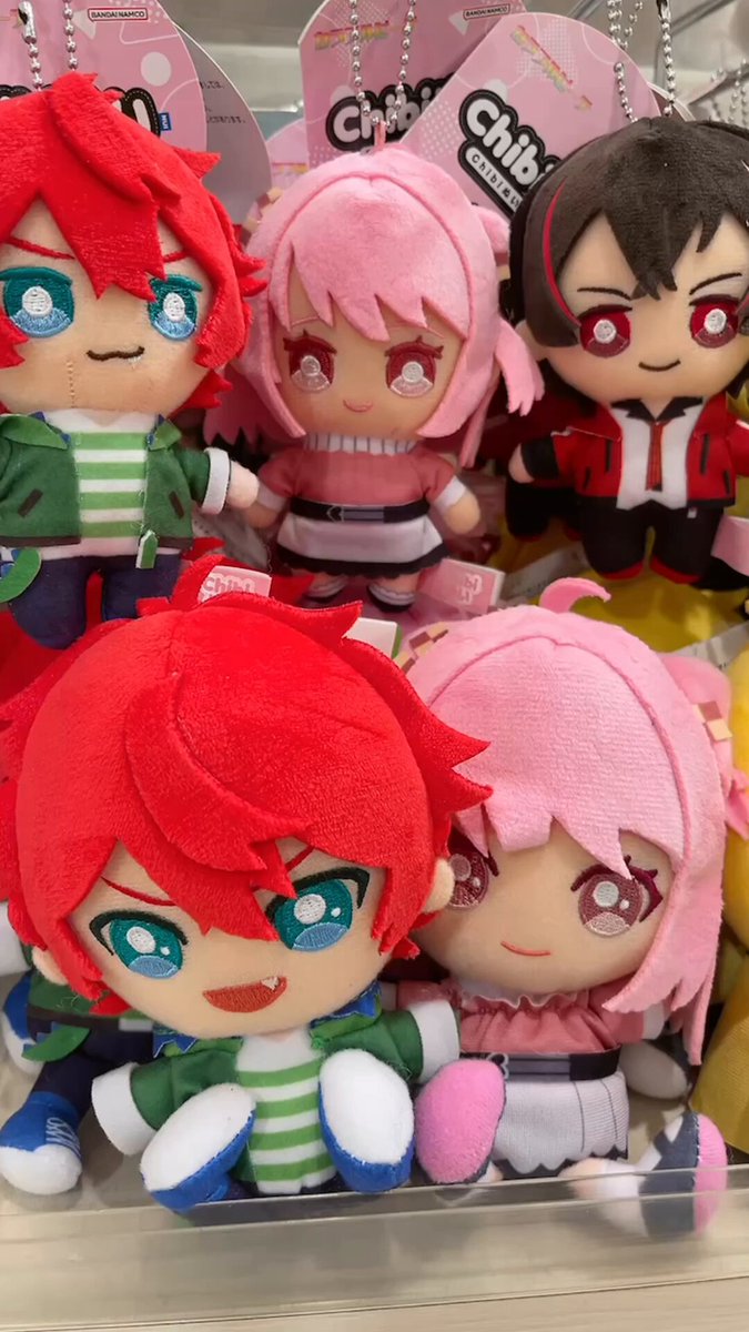 ✨新商品✨ 大人気の ＃カラフルピーチ から、ぬいぐるみとマスコット