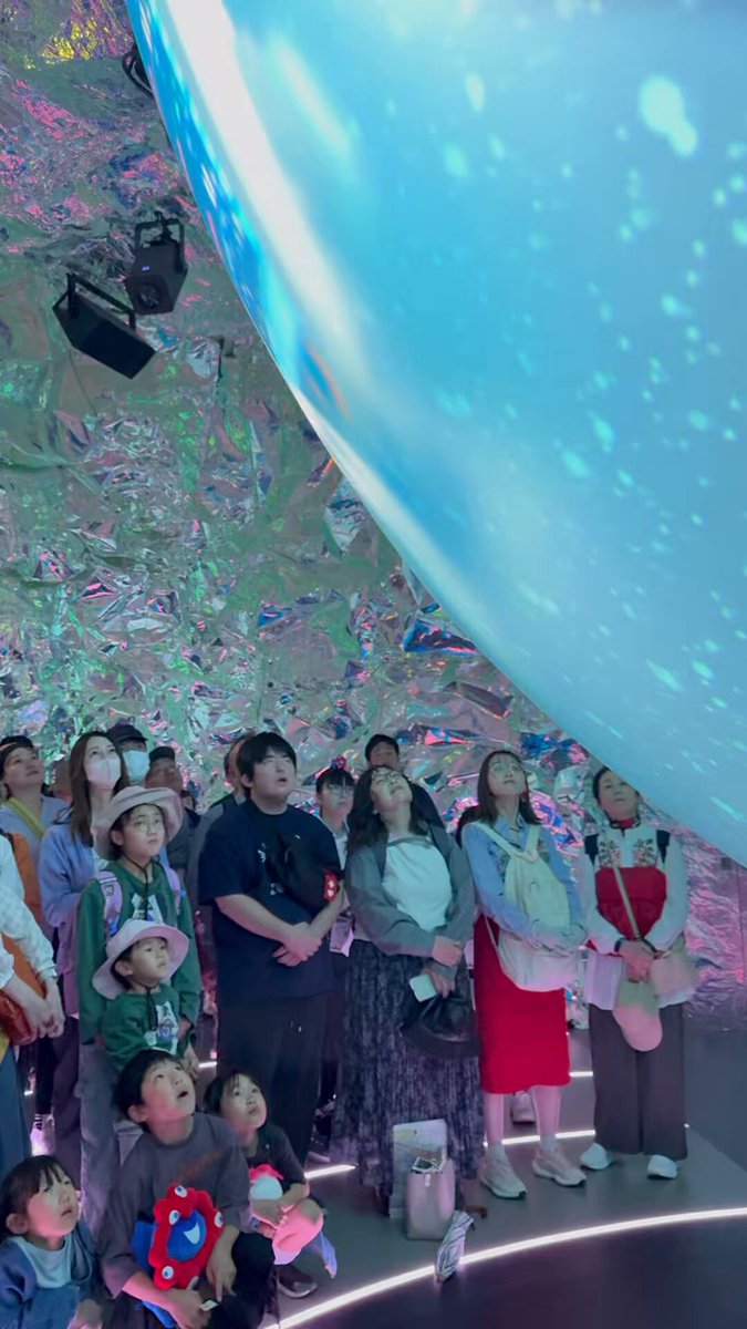 EXPO 2025 クウェートパビリオンI LOVE KUWAIT パーカー