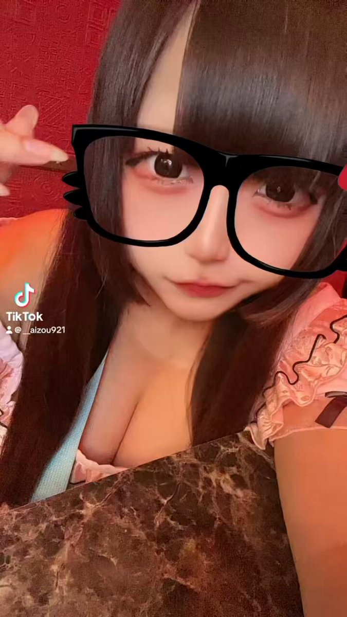 Video oleh @__aizou921