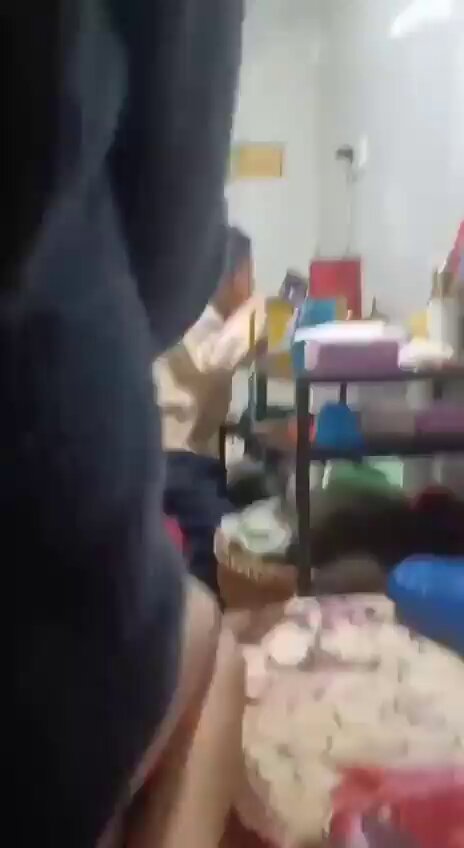 父母当孩子面做爱    