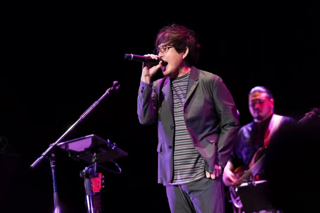 【激レア】佐藤竹善 ラフミックス マニア向け シングライクトーキング 入手困難 SING LIKE TALKING 「0[l∧v](ラブ)」 : 今日はこんな感じ