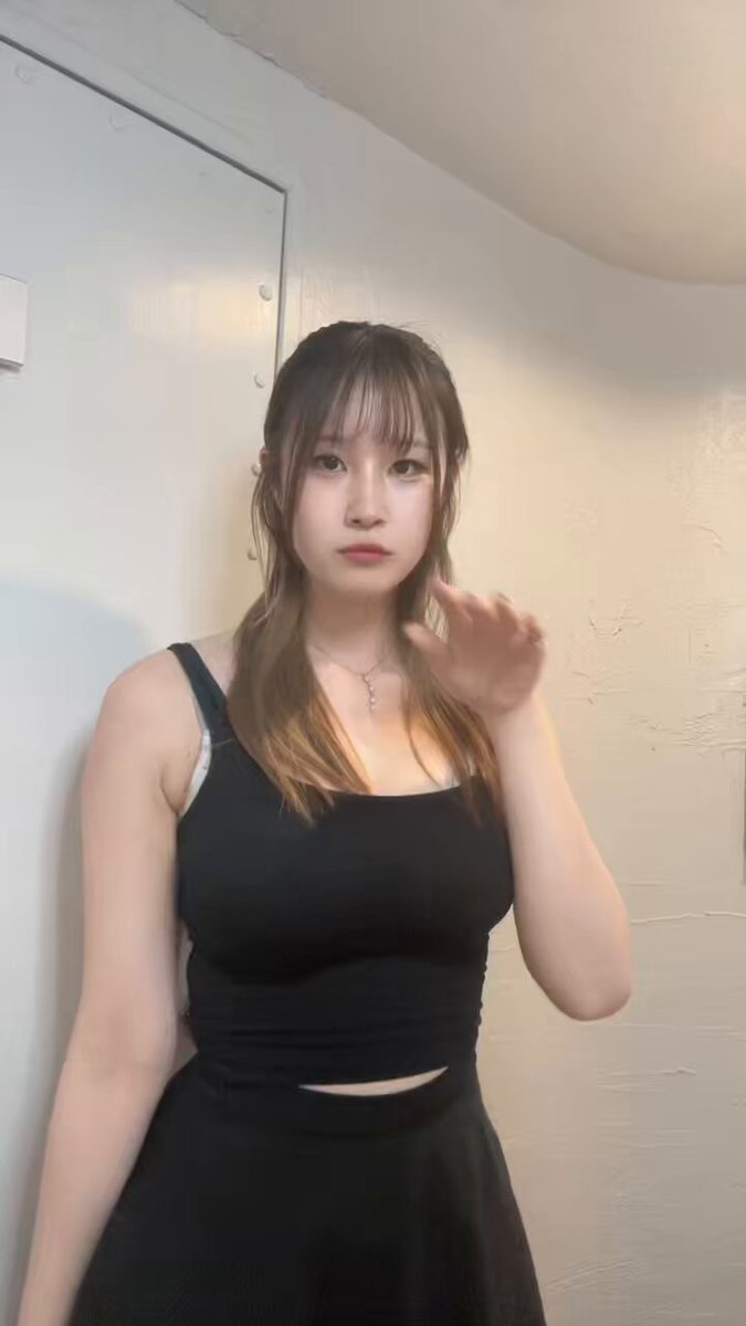 Video oleh @sin_pi_sin