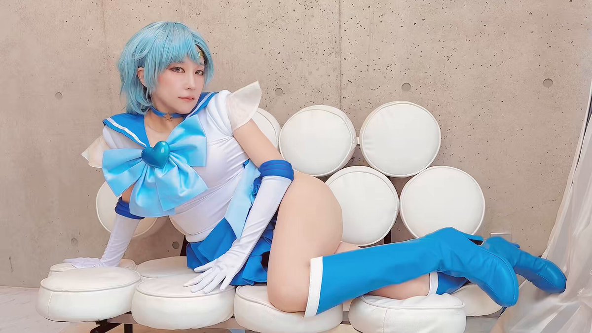 【水でも被って反省しなさい✨】

コミケに向けて🩵えっちなスーパーセーラーマーキュリー撮ってます🩵

【腋フェチさん、蒸れ蒸れブーツフェチさんにも🩷】 - りんごみつきすけべ部の投稿｜ファンティア[Fantia] 


セーラー戦士はやっぱり美脚重視で✨