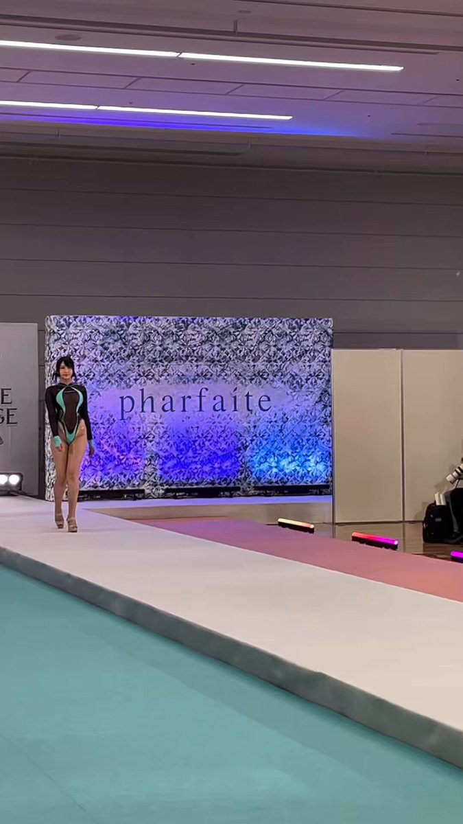 PharfaiteShowcase3 @pharfaite_1223 
ファッションショーの時間の様子📸