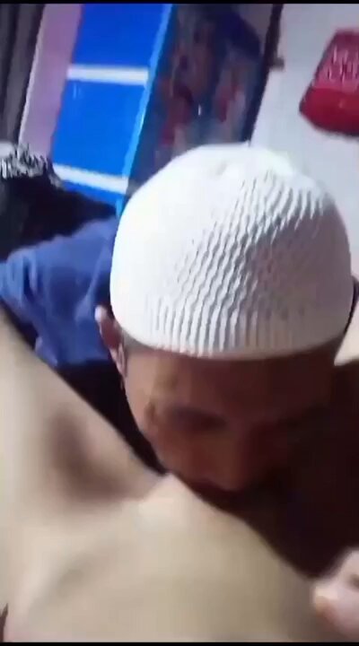 VIRAL!!! NGEWE SAMA GURU NGAJI