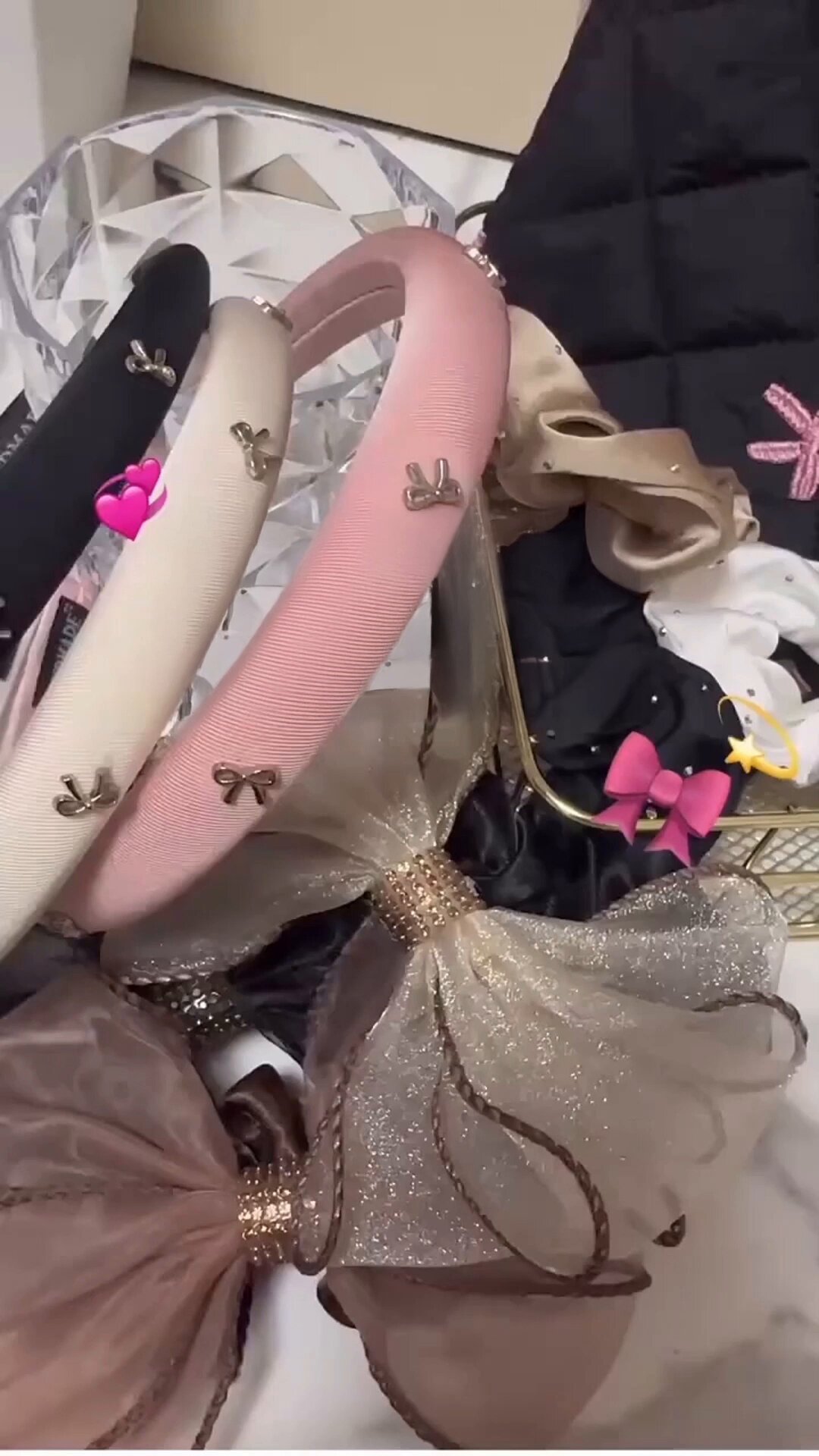 【グスル さま】* vintage  ❀ * 水色カチューシャの女の子 クロス グスル さま】* vintage 引っ ❀ * 水色カチューシャの女の子 クロス