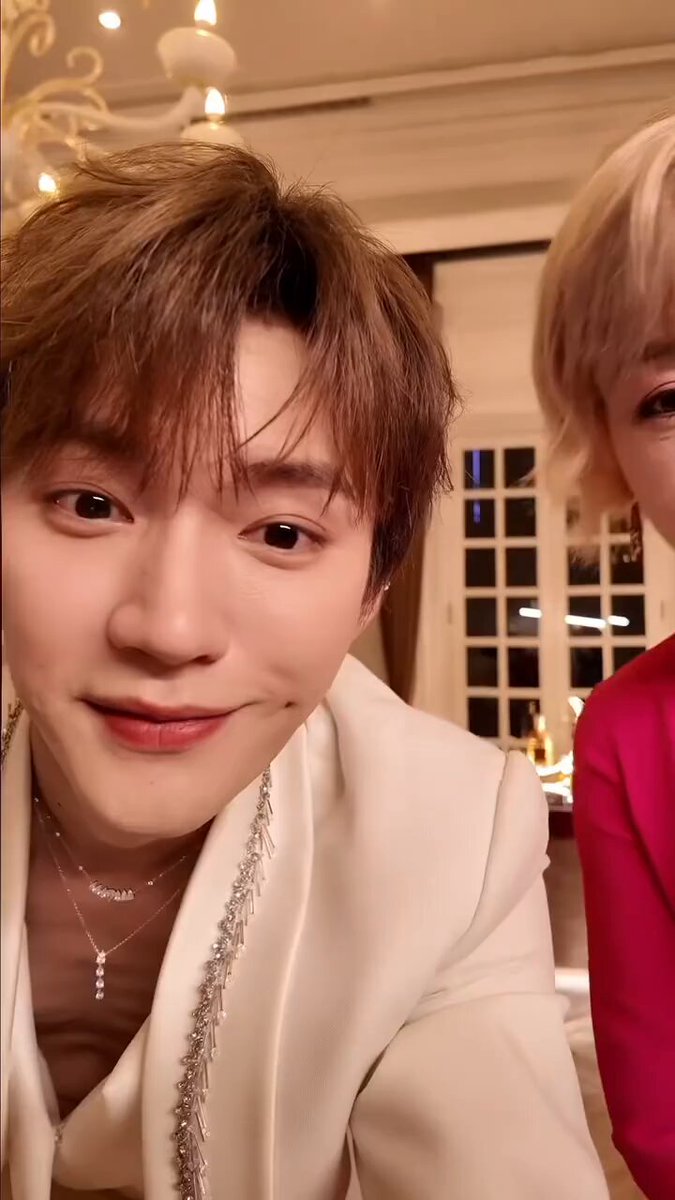 His dimple smile drives me crazy 🫠OMG