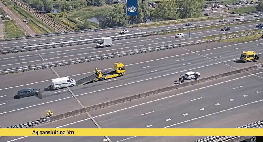 Politieonderzoek en wegvrijgave A4 bij Zoeterwoude-Rijndijk