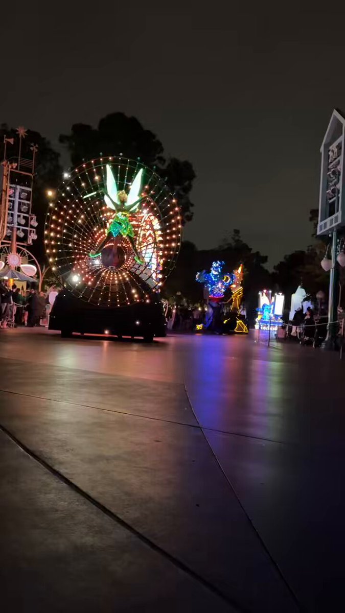 アリーナディズニー　O カリフォルニアディズニーのアトラクション正直レポ(DCA編