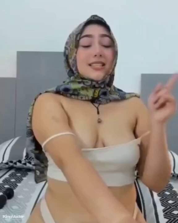 tante hijab cantik pengen di service sama berondong part 1