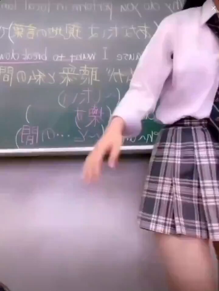 1923759594268152305