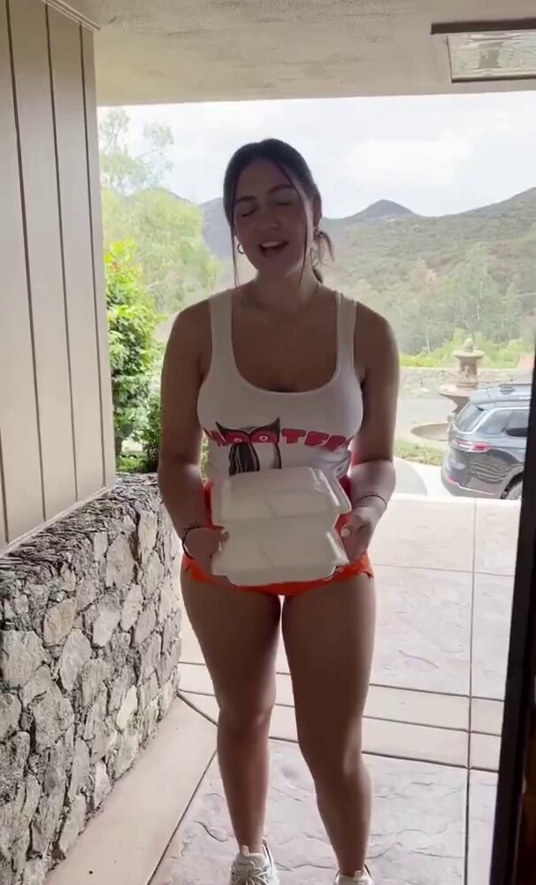 Delivery girl gets tipped