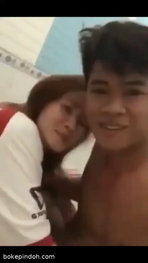 mama cantik pengen ngewe sama anak sendiri