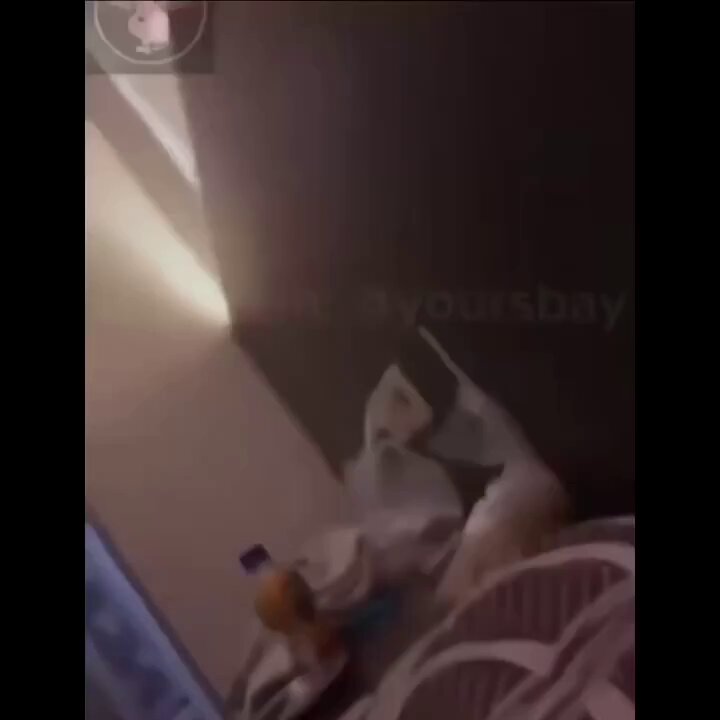 Duh ceweknya minta udh grgr gatahan gelinya