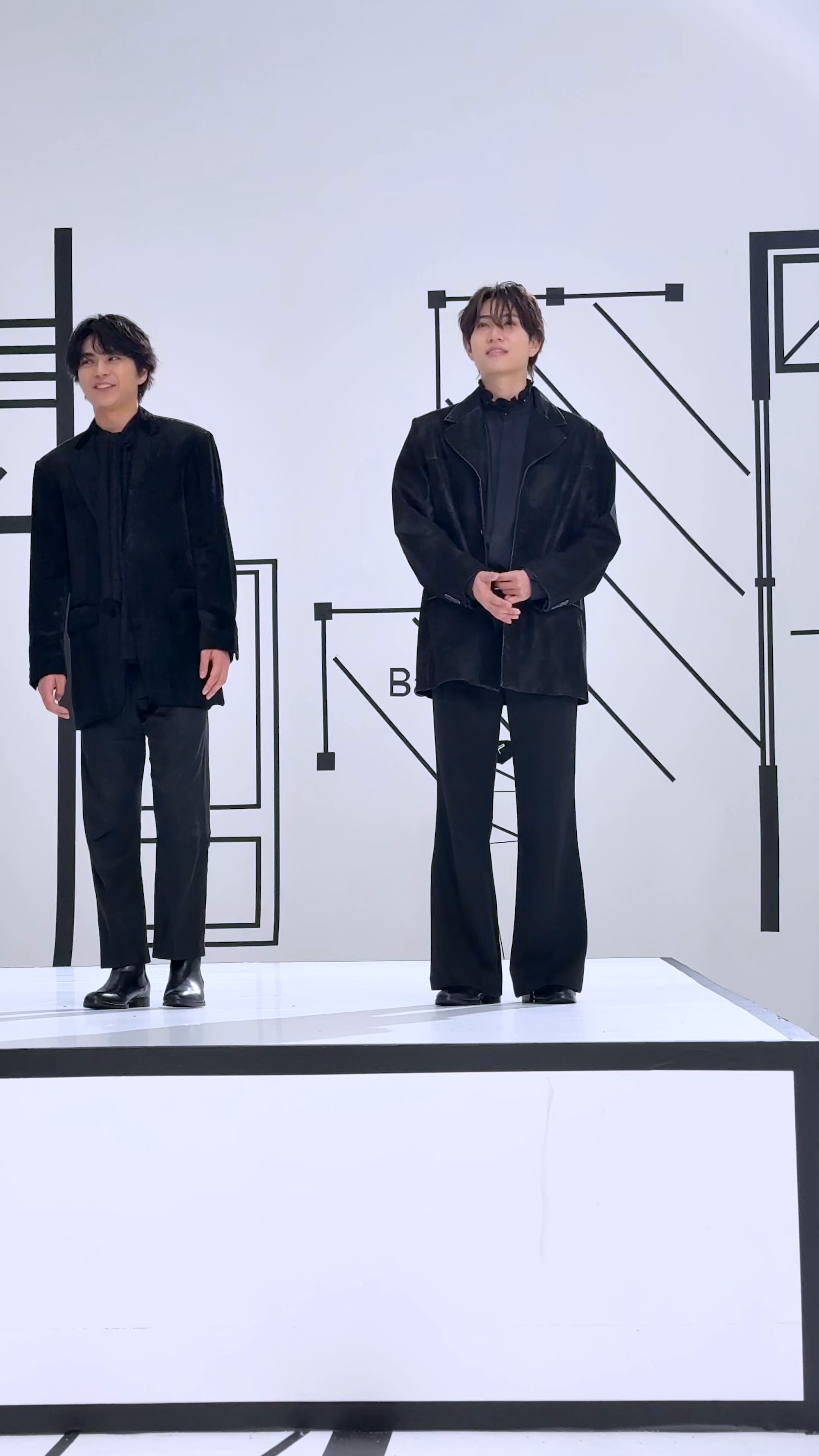注目 Top【公式】 The (タイムレス)｜Over timelesz (@OVTT_official) X / バッグ