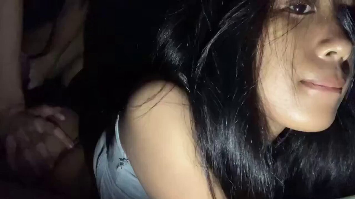 rumah kosong, masuk kamar, matiin lampu