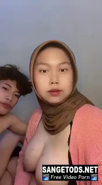 ngewe sama pacarku yang gendut