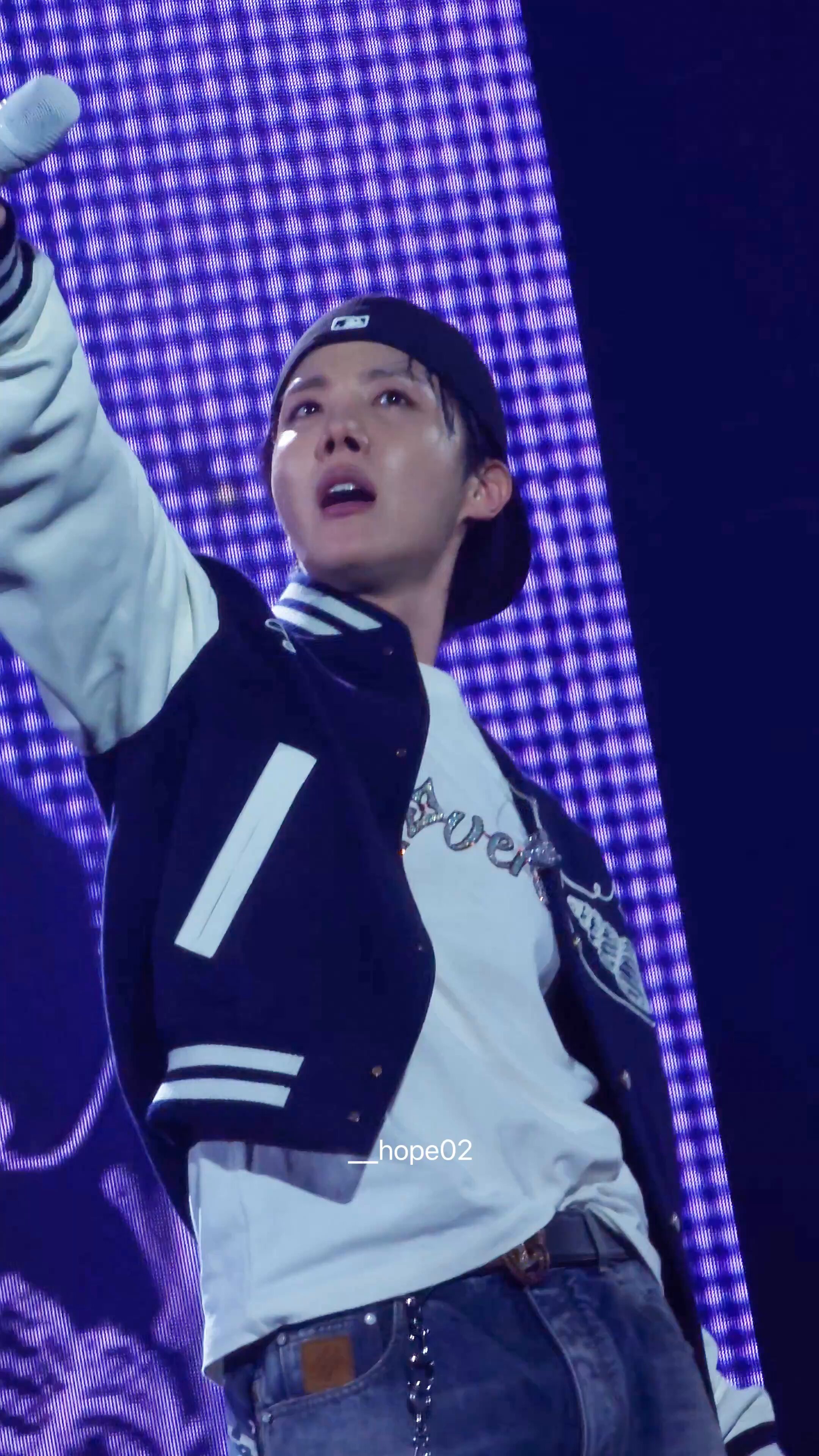 hope on the stage ホビマネー ホソク　台湾 j-hope's Unforgettable Performance in Taipei | TikTok
