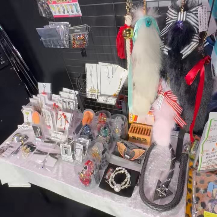 キラキラ⭐️様　お取り置き中 こんな感じに設営しましたぁ〜 ステージ奥までぜひ見に来てねー