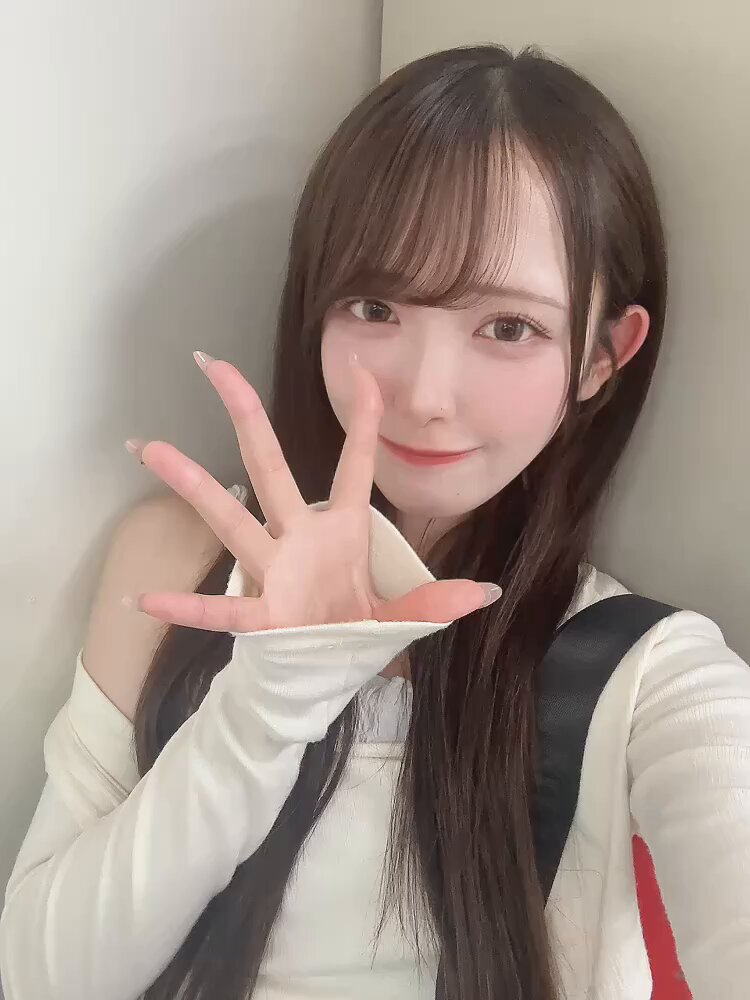 反田葉月 ネットサイン会 チェキ 3枚 反田葉月 ネットサイン会 チェキ4枚 - メルカリ