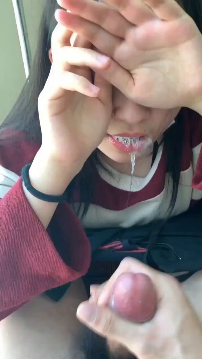1927792772779516320