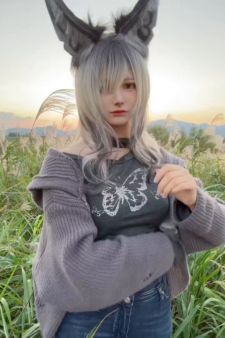 Twitterのコスプレ動画4