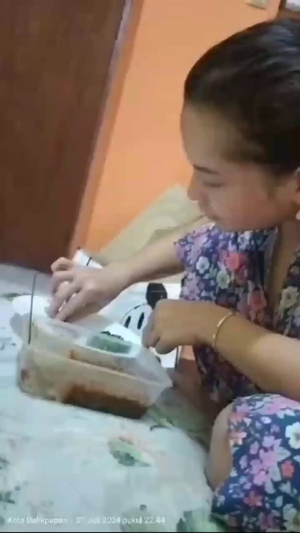 MAKAN DULU SEBLAK SEBELUM NGEWE