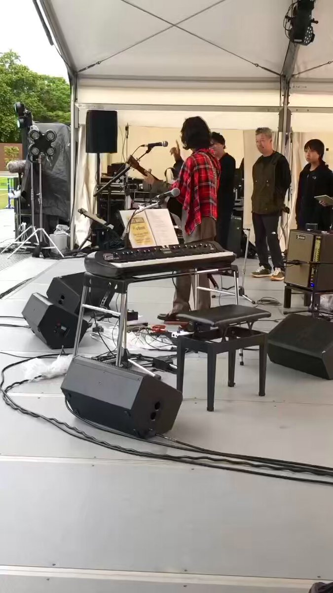 小沢健二　ライブグッズ　900番教室渋谷ライブ 小沢健二の東大講義、ロックバンドセットの一般公演が決定 27年