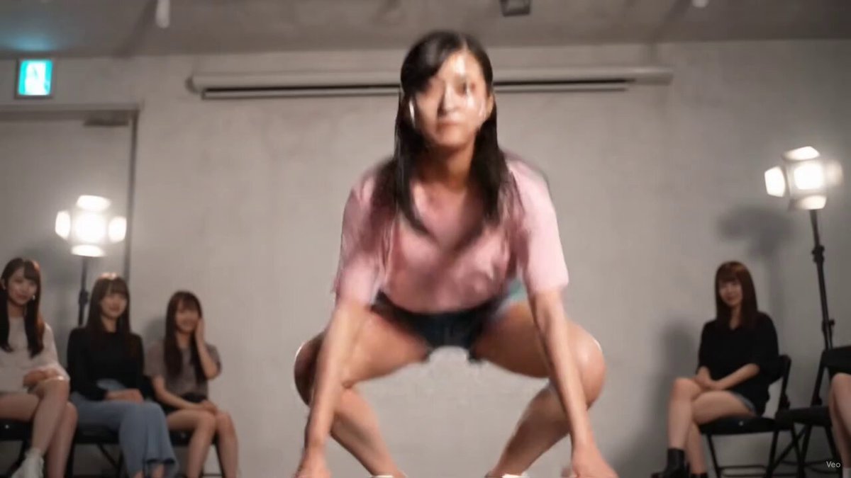 1929921533591597572