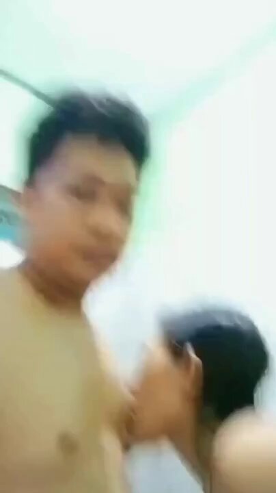 stw ngocokin di kamar mandi