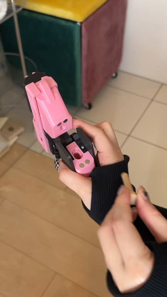 みーちゃん dBukapPr8j-_wCiO.jpg