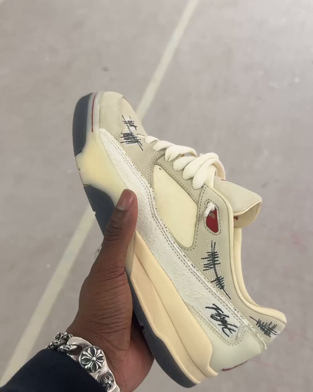 フーディサイズウォー × ナイキ ジョーダン フライトコート モスリン 27.5 フーディサイズウォー × ナイキ ジョーダン フライトコート